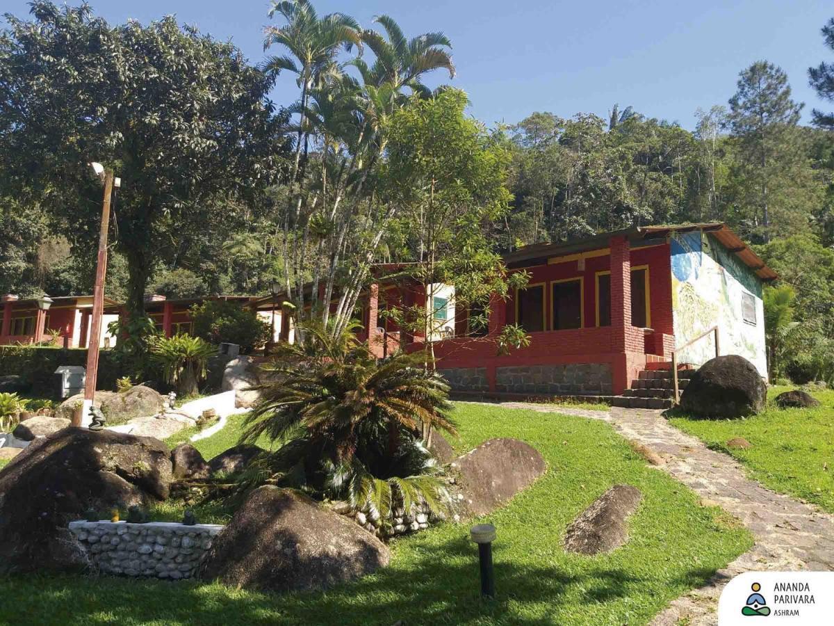 Ananda Parivara Ashram Ubatuba