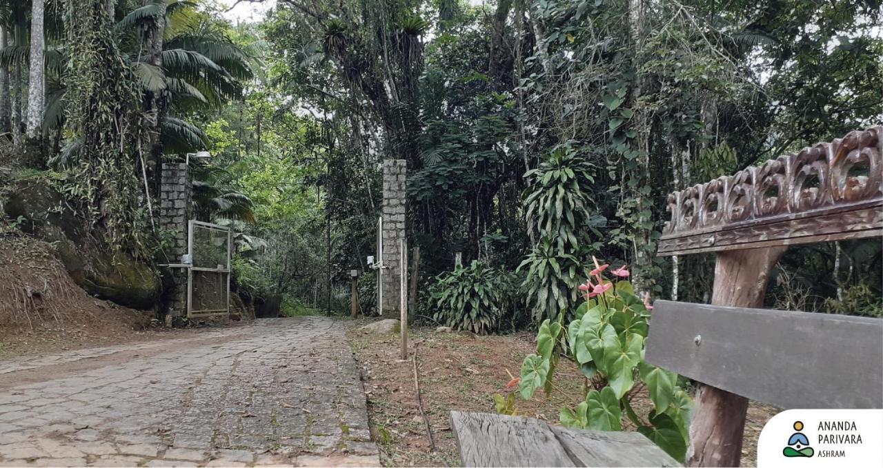 Ananda Parivara Ashram Albergue *